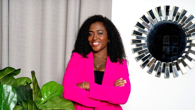 Anifa Abou Zounon : la communicante qui redéfinit le leadership féminin en Côte d'Ivoire avec « ADVANTAGE : WOMAN »